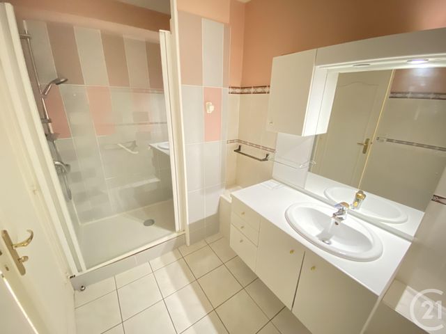 Appartement F4 à vendre - 4 pièces - 80.0 m2 - NANTES - 44 - PAYS-DE-LOIRE - Century 21 Ile Mangin Beaulieu Appartement F4 à vendre - 4 pièces - 80.0 m2 - NANTES - 44 - PAYS-DE-LOIRE - Century 21 Ile Mangin Beaulieu