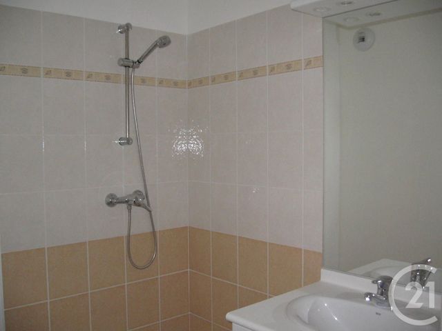 Appartement T2 à vendre - 3 pièces - 44.0 m2 - NANTES - 44 - PAYS-DE-LOIRE - Century 21 Ile Mangin Beaulieu Appartement T2 à vendre - 3 pièces - 44.0 m2 - NANTES - 44 - PAYS-DE-LOIRE - Century 21 Ile Mangin Beaulieu