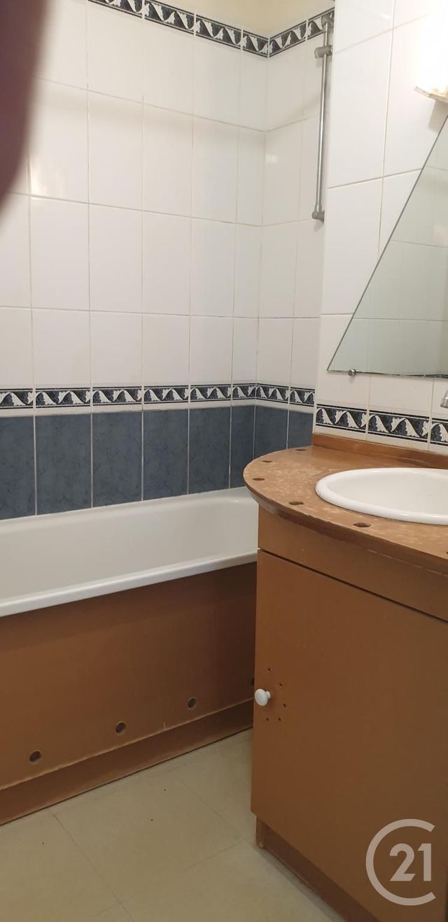 Afficher la photo en grand Appartement T2 à vendre - 2 pièces - 38.45 m2 - REZE - 44 - PAYS-DE-LOIRE - Century 21 Ile Mangin Beaulieu