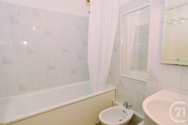 Afficher la photo en grand Appartement T3 à vendre - 3 pièces - 74.01 m2 - NANTES - 44 - PAYS-DE-LOIRE - Century 21 Ile Mangin Beaulieu