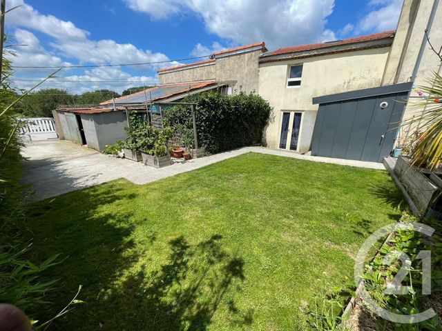 Afficher la photo en grand maison à vendre - 5 pièces - 148.0 m2 - BOUGUENAIS - 44 - PAYS-DE-LOIRE - Century 21 Ile Mangin Beaulieu