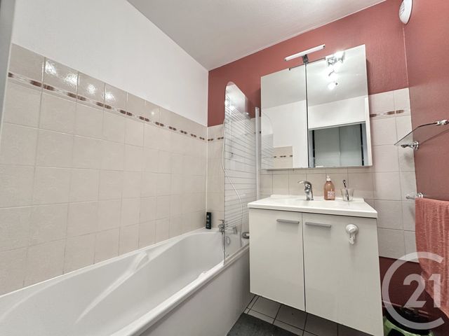 Appartement F4 à vendre - 4 pièces - 79.83 m2 - NANTES - 44 - PAYS-DE-LOIRE - Century 21 Ile Mangin Beaulieu