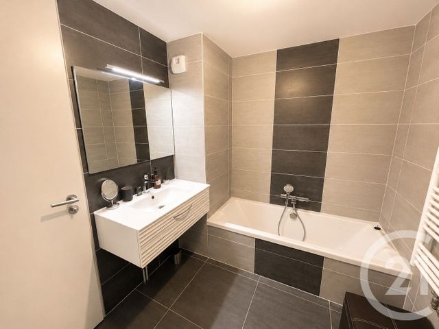 Appartement T4 à vendre - 4 pièces - 97.62 m2 - NANTES - 44 - PAYS-DE-LOIRE - Century 21 Ile Mangin Beaulieu