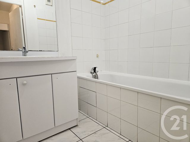 Appartement à vendre - 4 pièces - 72.7 m2 - NANTES - 44 - PAYS-DE-LOIRE - Century 21 Ile Mangin Beaulieu