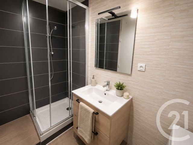 Appartement T2 à vendre - 2 pièces - 56.09 m2 - NANTES - 44 - PAYS-DE-LOIRE - Century 21 Ile Mangin Beaulieu