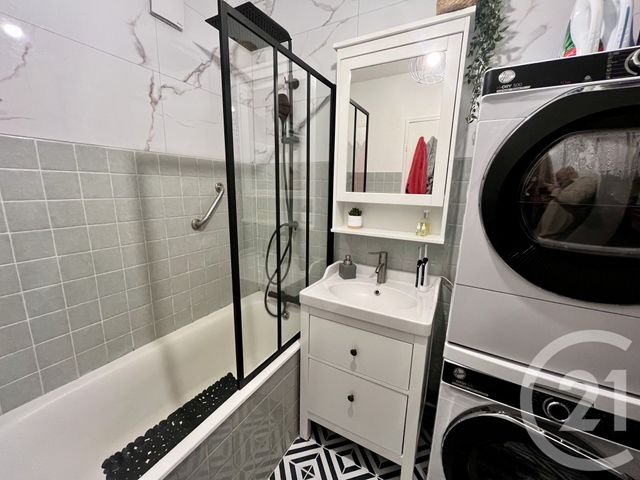 Appartement T4 à vendre - 4 pièces - 82.1 m2 - NANTES - 44 - PAYS-DE-LOIRE - Century 21 Ile Mangin Beaulieu