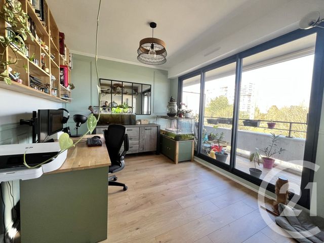 Appartement T4 à vendre - 4 pièces - 82.1 m2 - NANTES - 44 - PAYS-DE-LOIRE - Century 21 Ile Mangin Beaulieu