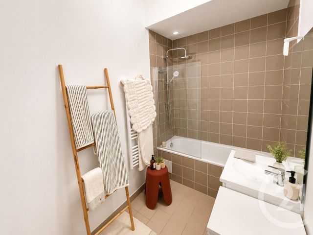 Appartement T3 à vendre - 3 pièces - 63.51 m2 - ST HERBLAIN - 44 - PAYS-DE-LOIRE - Century 21 Ile Mangin Beaulieu